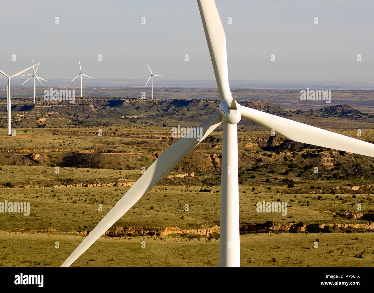 Wind Turbine alimentate sul Texas wind farm, close up di lame. Foto Stock