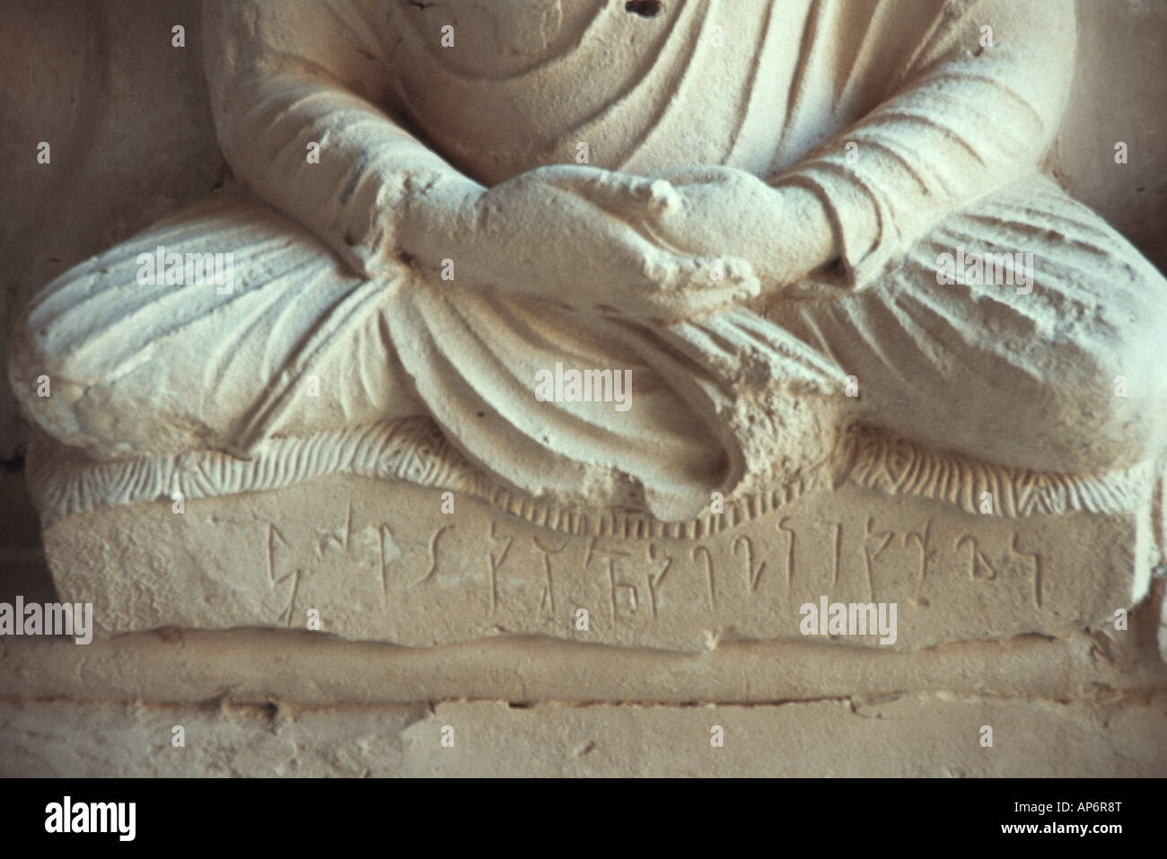 Il Pakistan Taxila Buddha s mani in meditazione Foto Stock