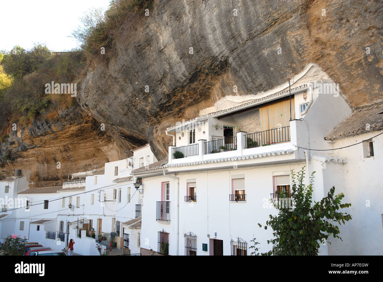 Casa costruita nella roccia a Setenil de las Bodegas Andalusia Spagna Foto Stock