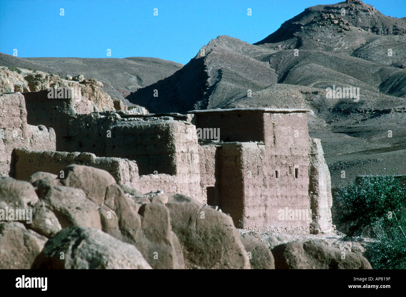 Pareti in rovina di villaggio, Marocco, Africa Foto Stock