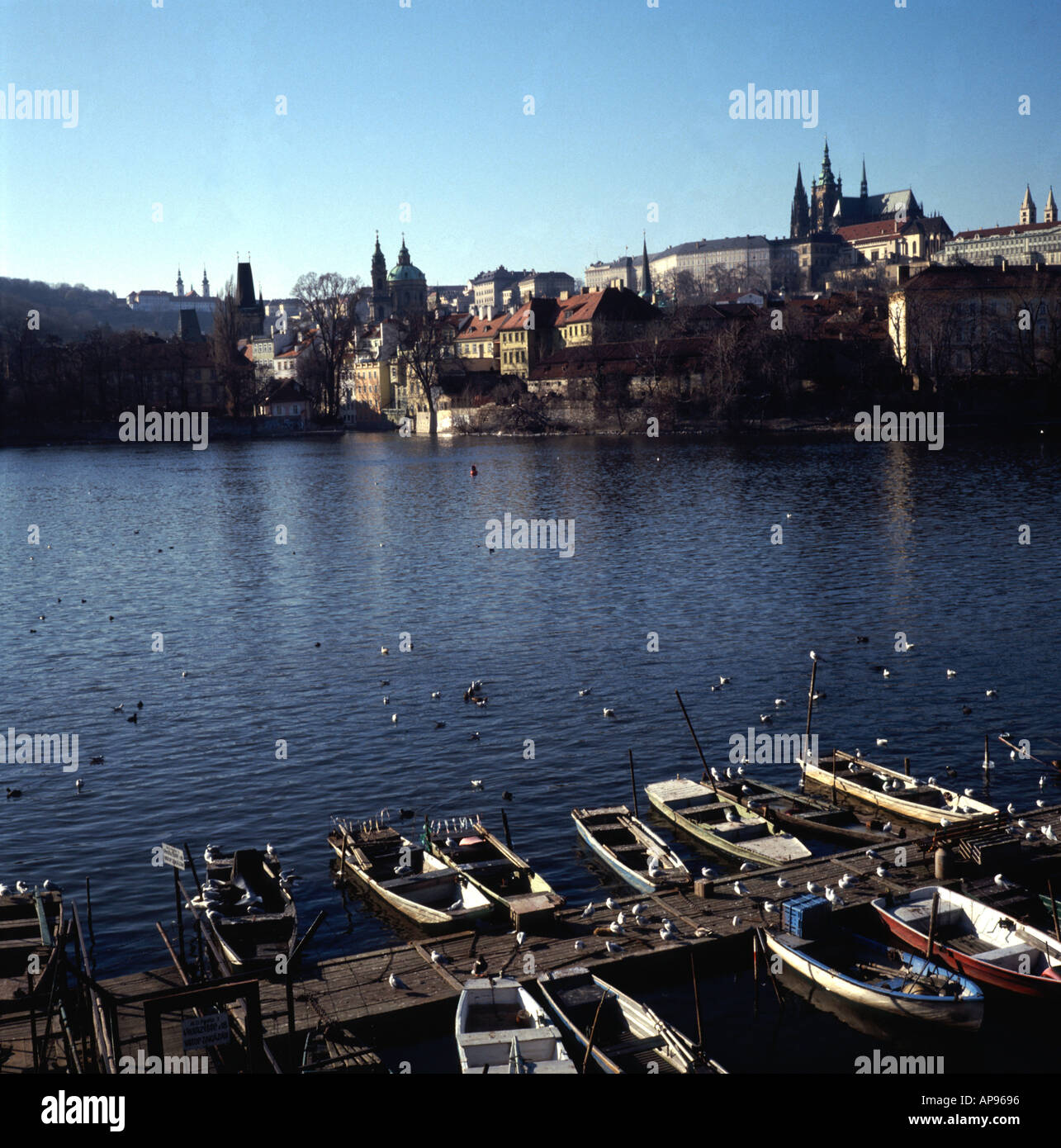 Imbarcazioni da fiume Vlatava Praga Repubblica Ceca Foto Stock