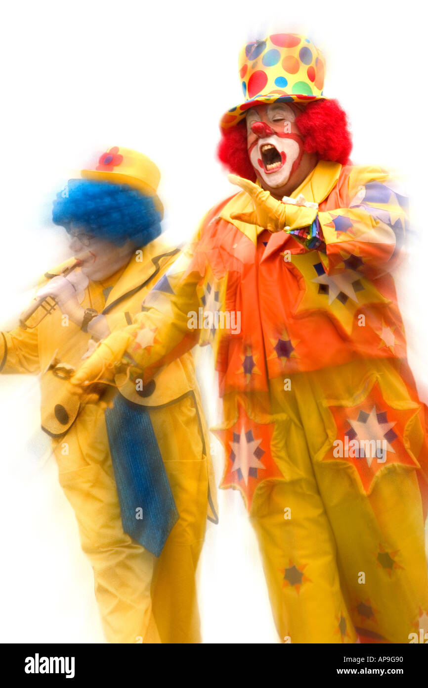 Due colorfully vestito clown Foto Stock