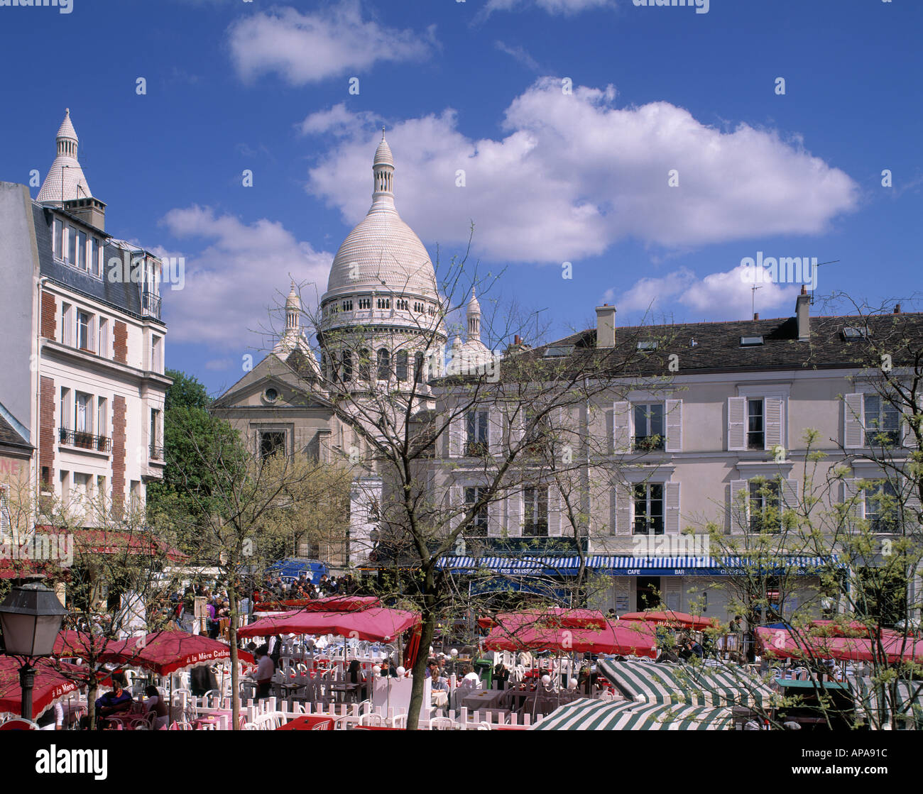 Il Sacre Coeur Place du Tertre Parigi Francia Foto Stock