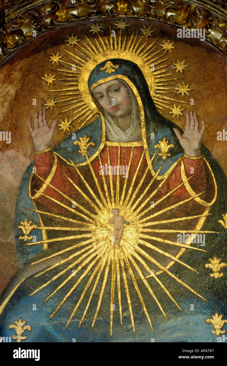 Il murale raffigurante la Vergine Maria all'interno della Catedral de Cordoba, un ex moschea medievale, Cordoba, Andalusia, Spagna. Foto Stock