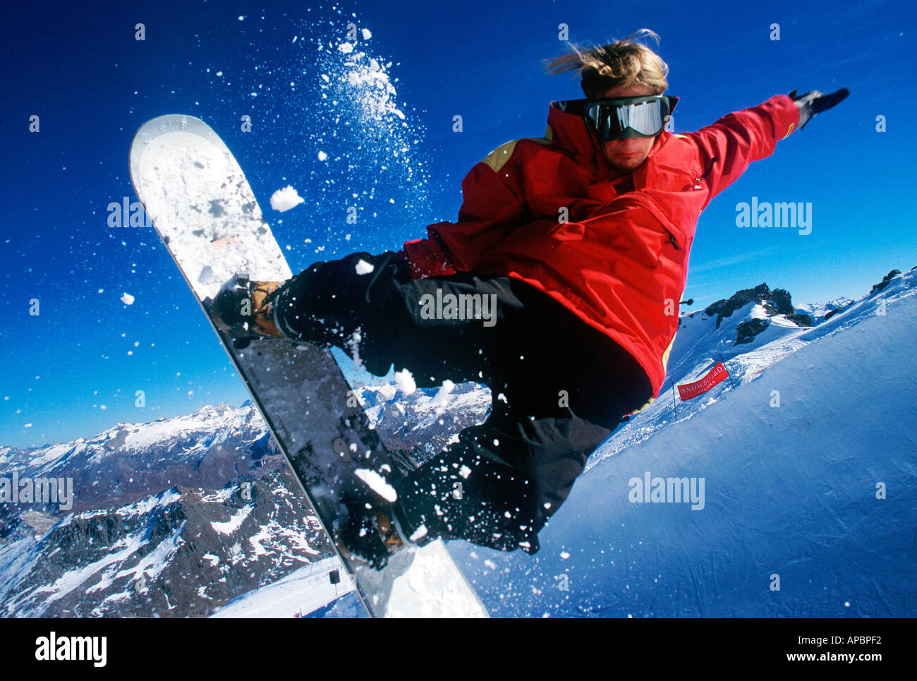 Azione di snowboard stun, equilibrio e concentrazione, Chris Moran Foto  stock - Alamy