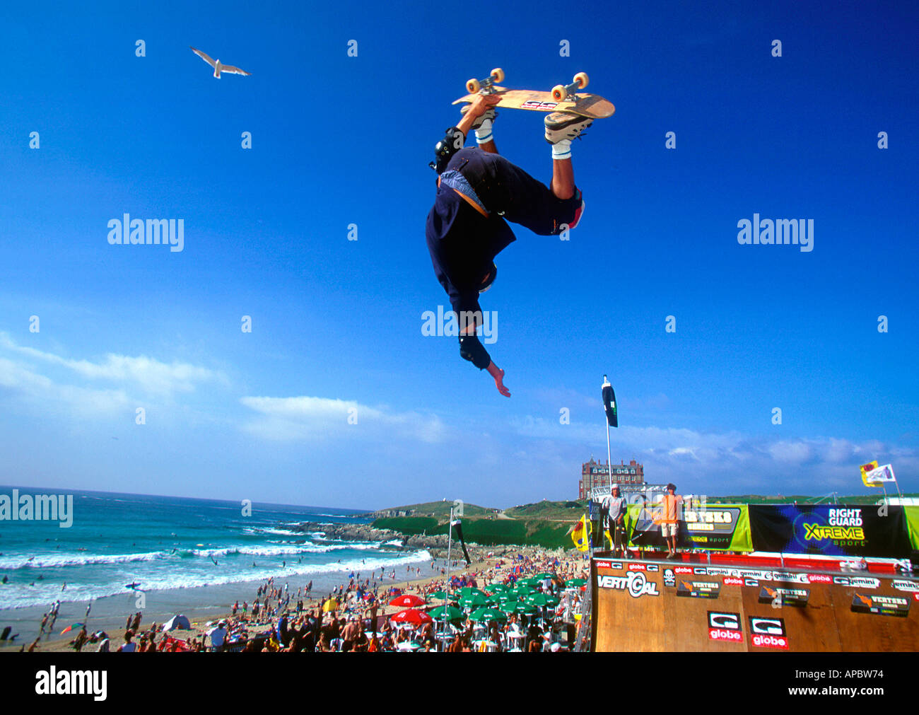 Azione per la corsa su skateboard al RIP CURL BOARD MASTERS Foto Stock