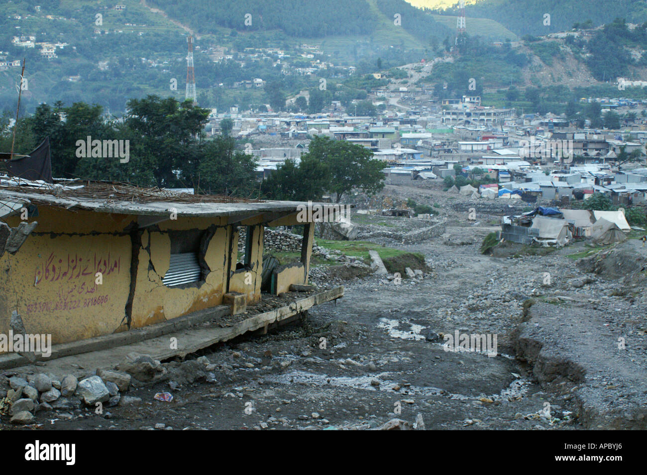 Edifici distrutti dal terremoto, città di Balakot, NWFP, Pakistan Foto Stock