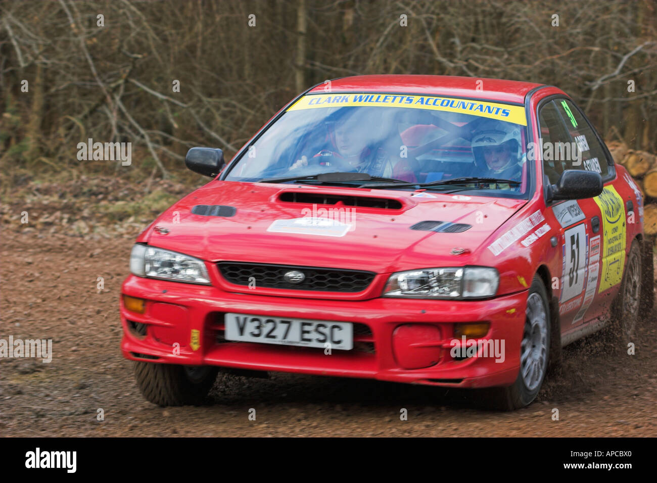 Gary Standen e Craig ha attirato competere nel 2006 Wyedean nel Rally di una Subaru Impreza Foto Stock