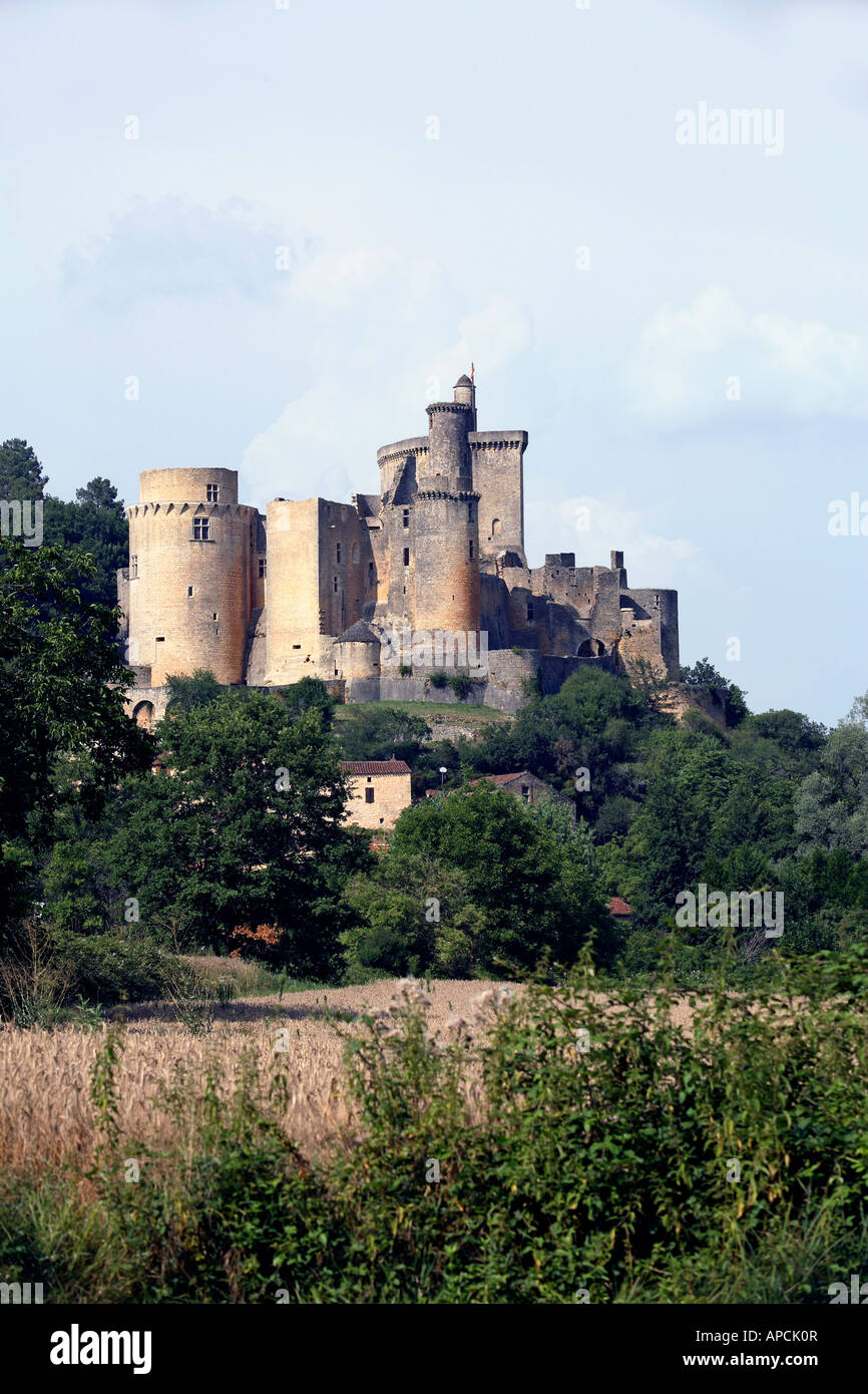 Francia Aquitania Lot et Garonne il Chateau de bonaguil Foto Stock