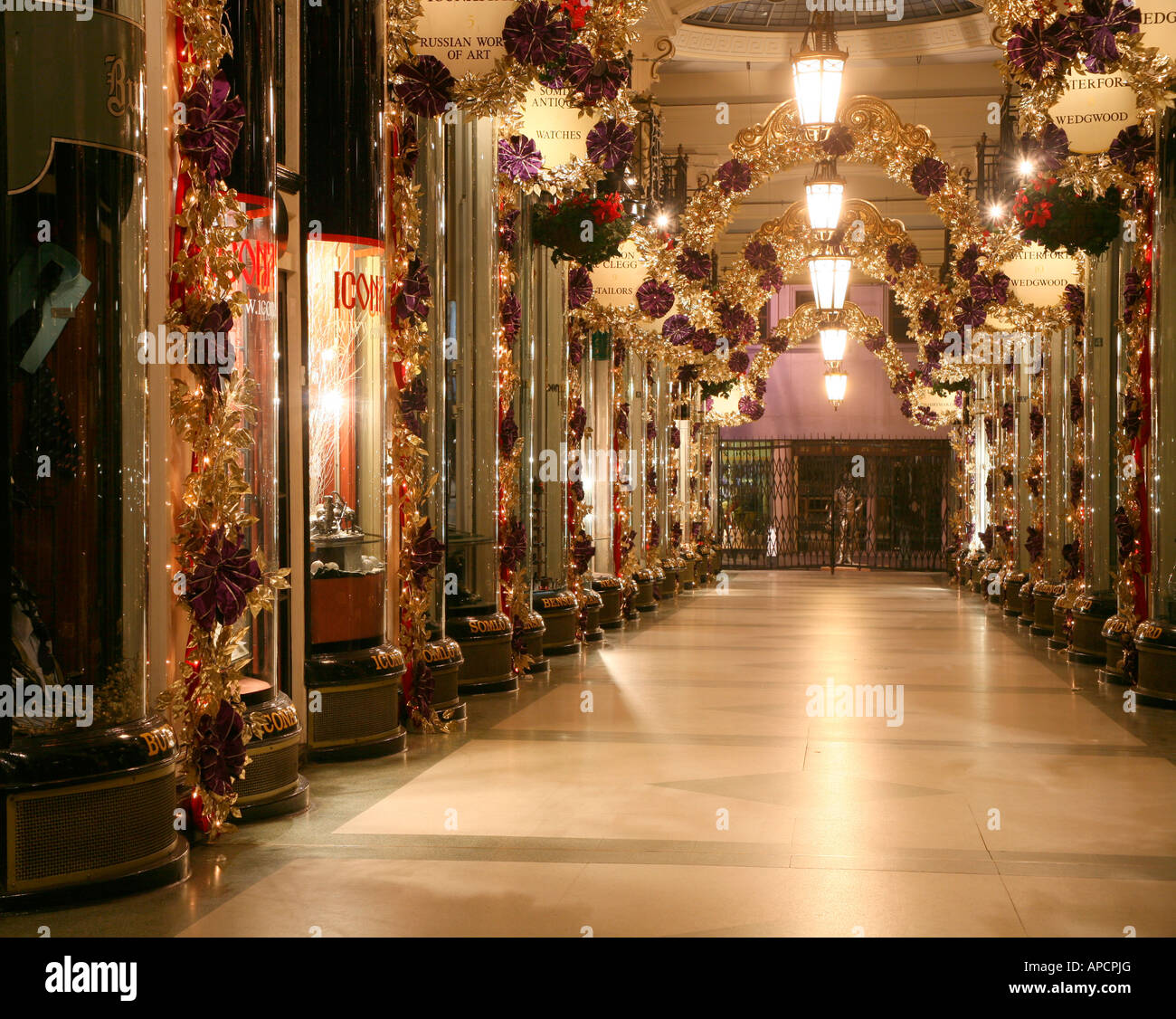 Piccadilly Shopping Arcade, Londra Foto Stock