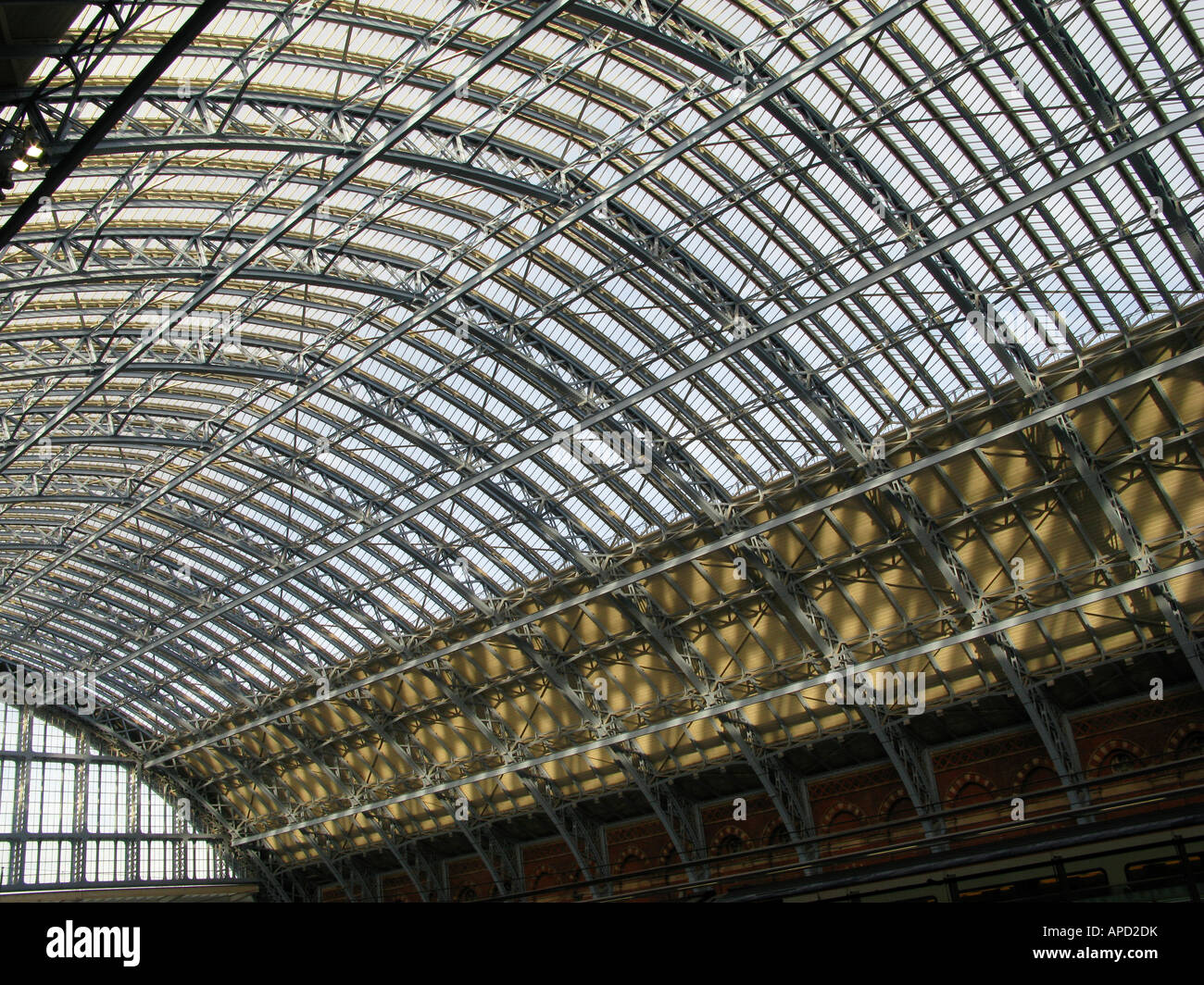 La stazione di St Pancras di Londra del tetto Foto Stock