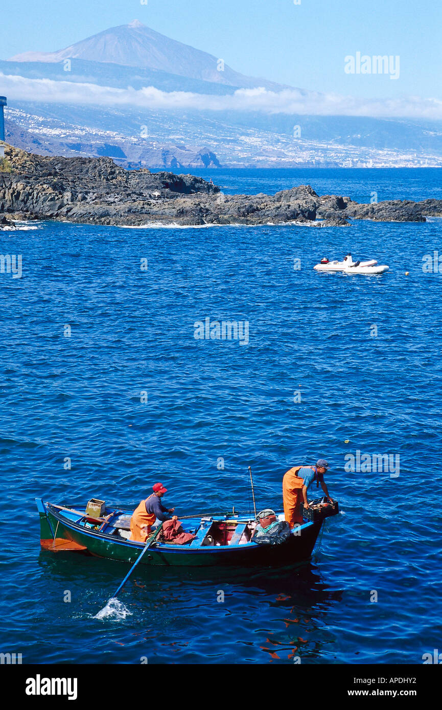 I pescatori nei pressi di El pri, Teide Tenerife, Isole Canarie, Spagna Foto Stock