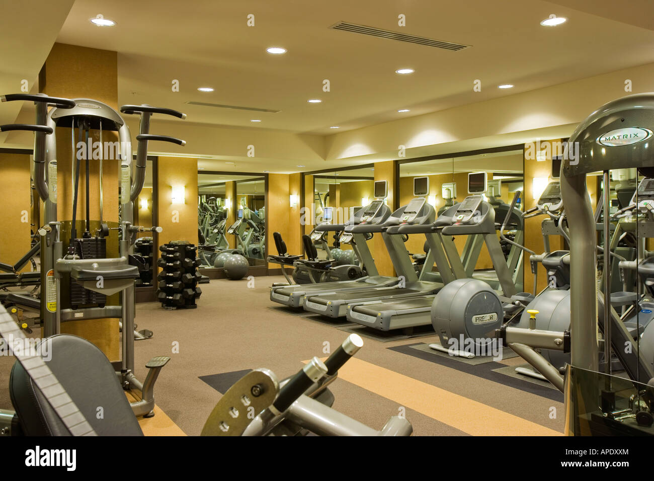 Vista di un vuoto di centro fitness Foto Stock