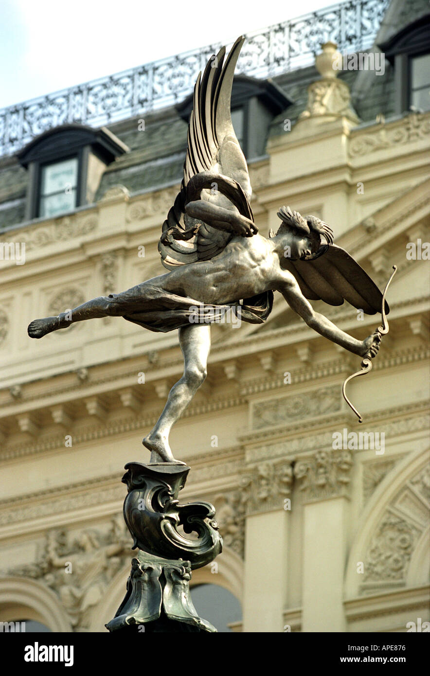 Statua di Eros a Piccadilly Circus a Londra England Regno Unito Foto Stock