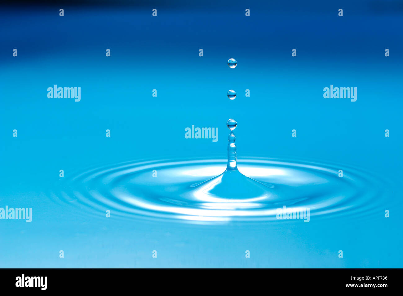 Studio dell'acqua interno all'interno Foto Stock