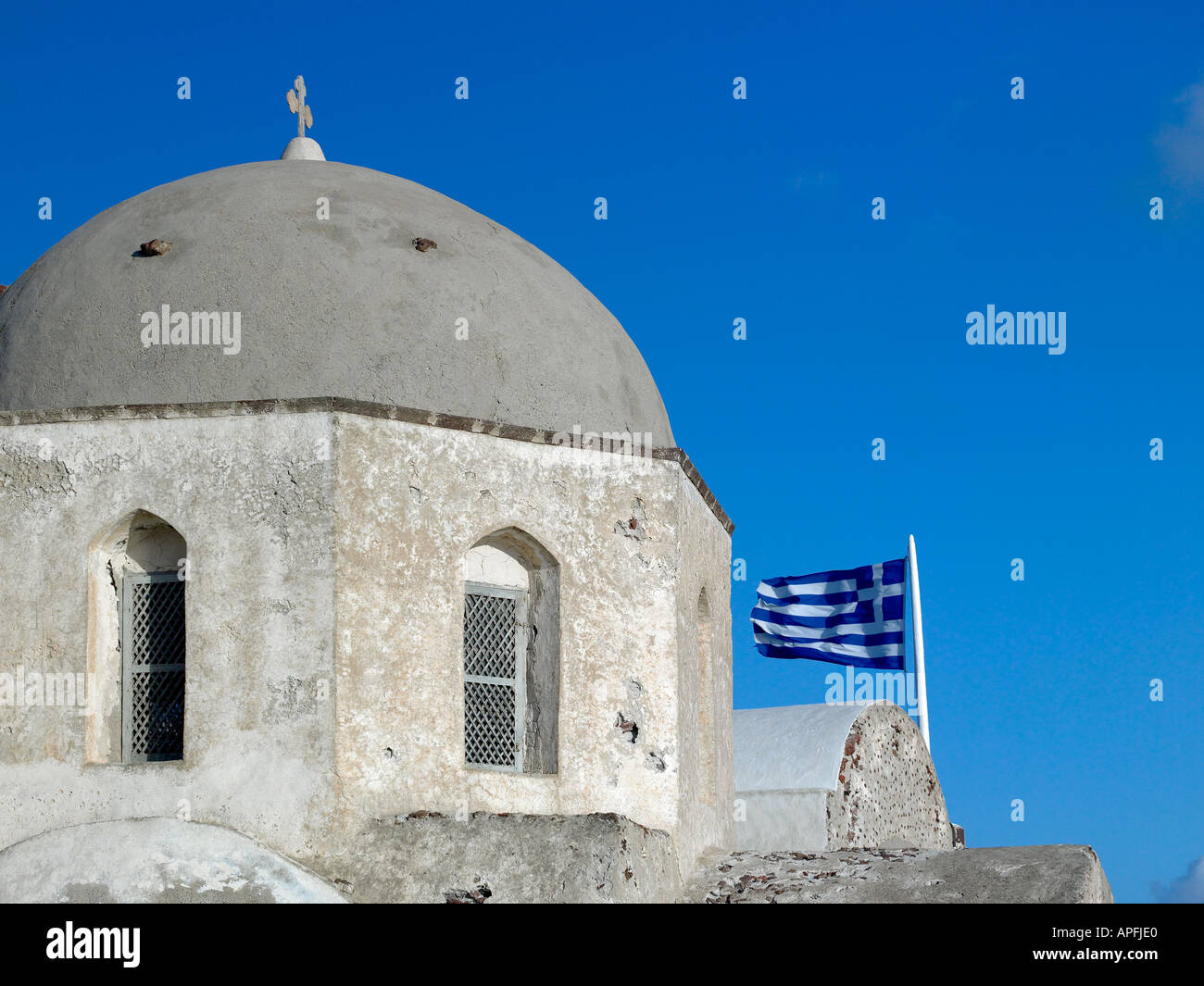 Chiesa Greco Ortodossa nella città di Thira sull'isola greca di Santorini Foto Stock