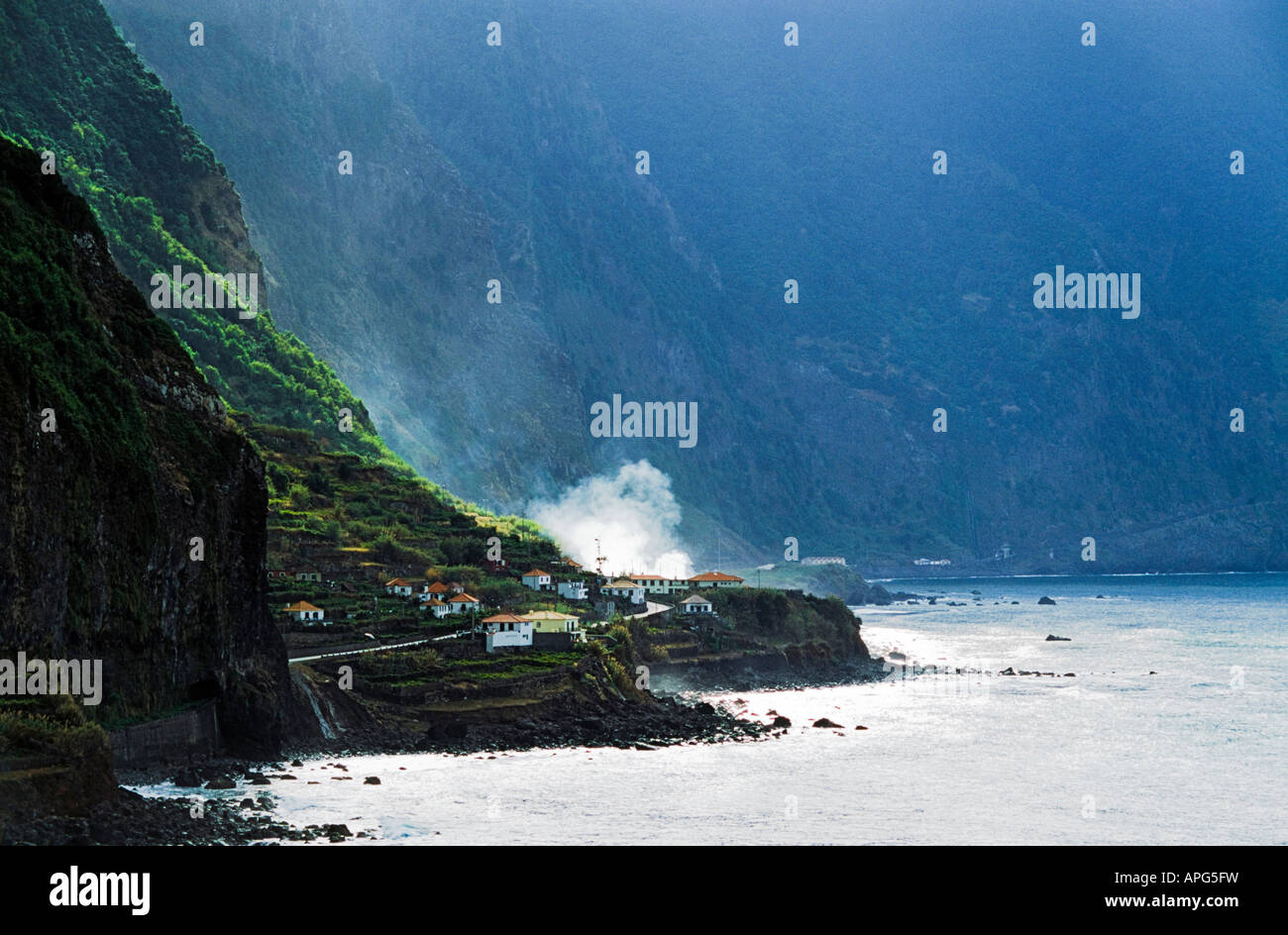 L'Oceano Atlantico a Madeira, Portogallo Foto Stock