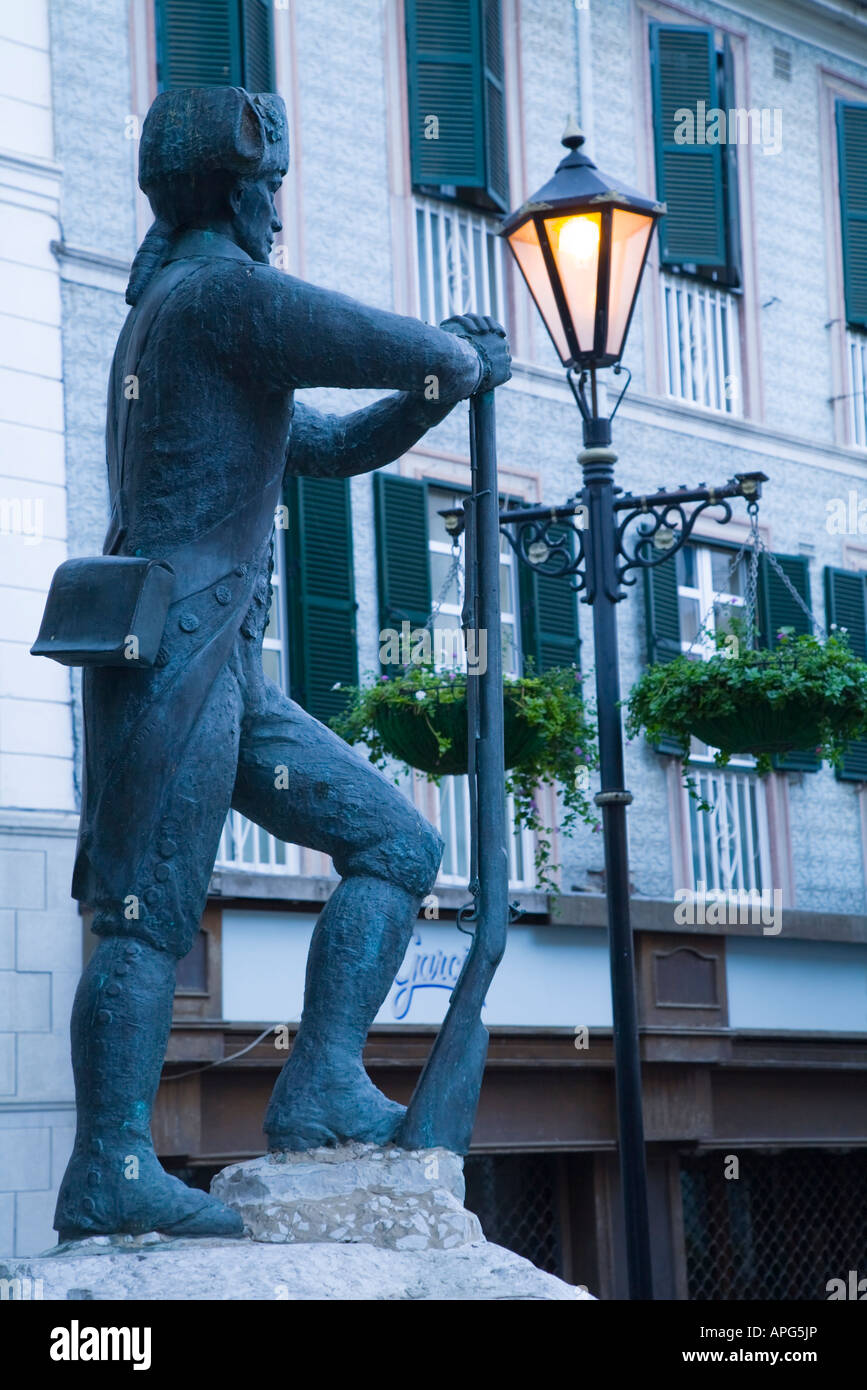 Gibilterra statua commemora i Royal Engineers in Main Street Foto Stock