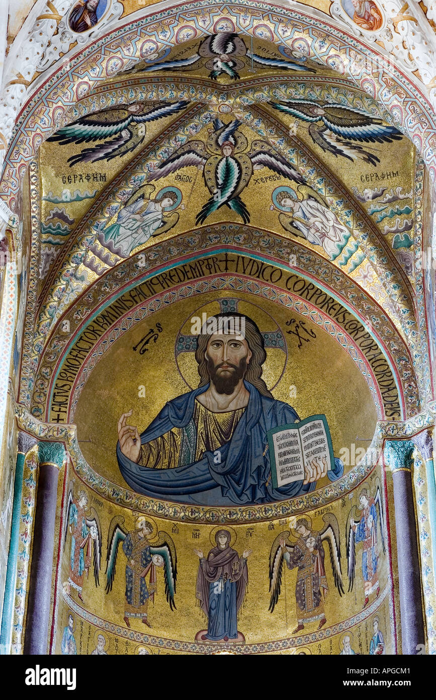 Mosaici dell'abside del Duomo di Cefalu, Sicilia, Italia Foto Stock