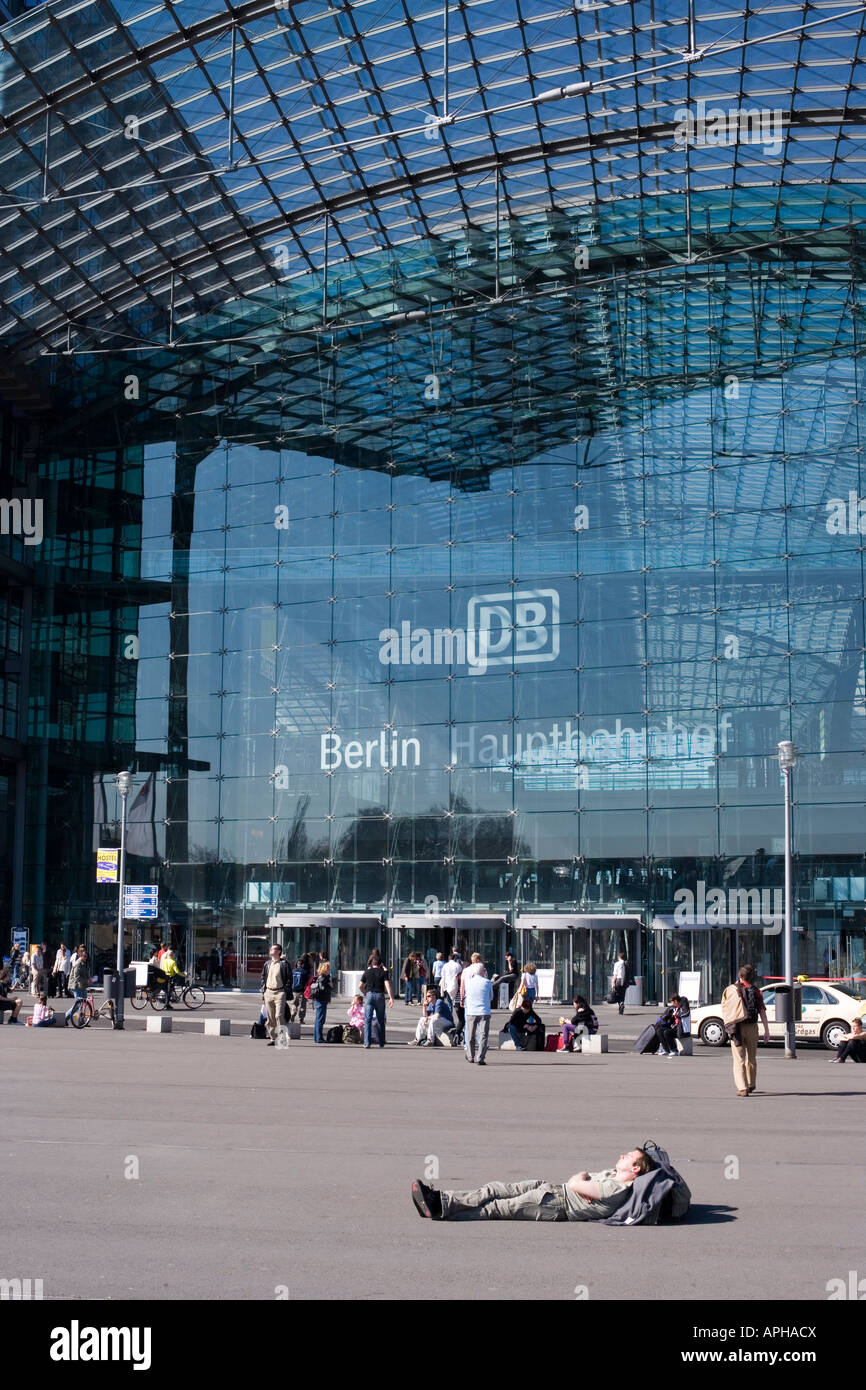 Germania Berlino, Friedrichshain, Ostbahnhof (stazione centrale). Foto Stock