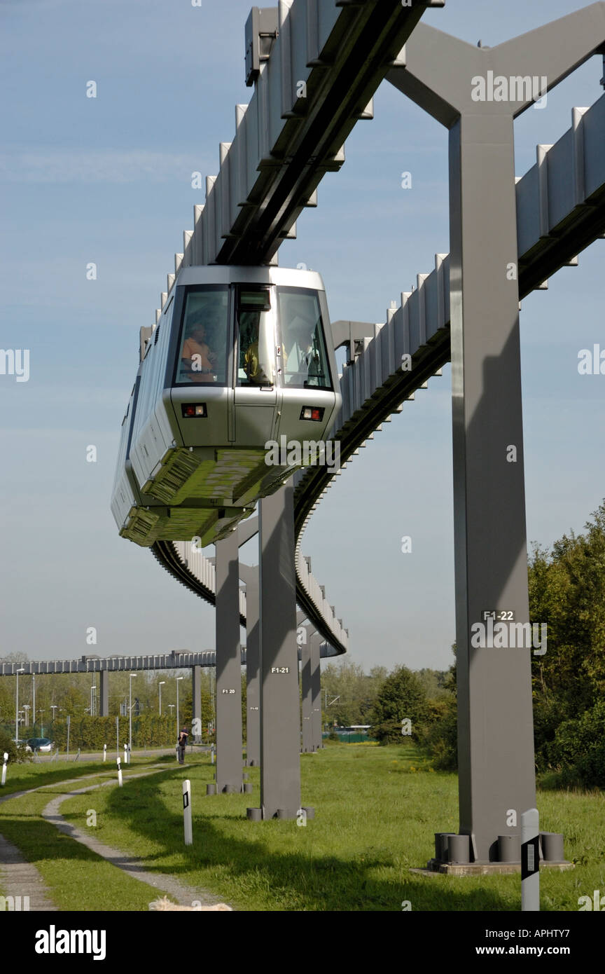 Lo Skytrain, Duesseldorf International Airport, Germania. Foto Stock
