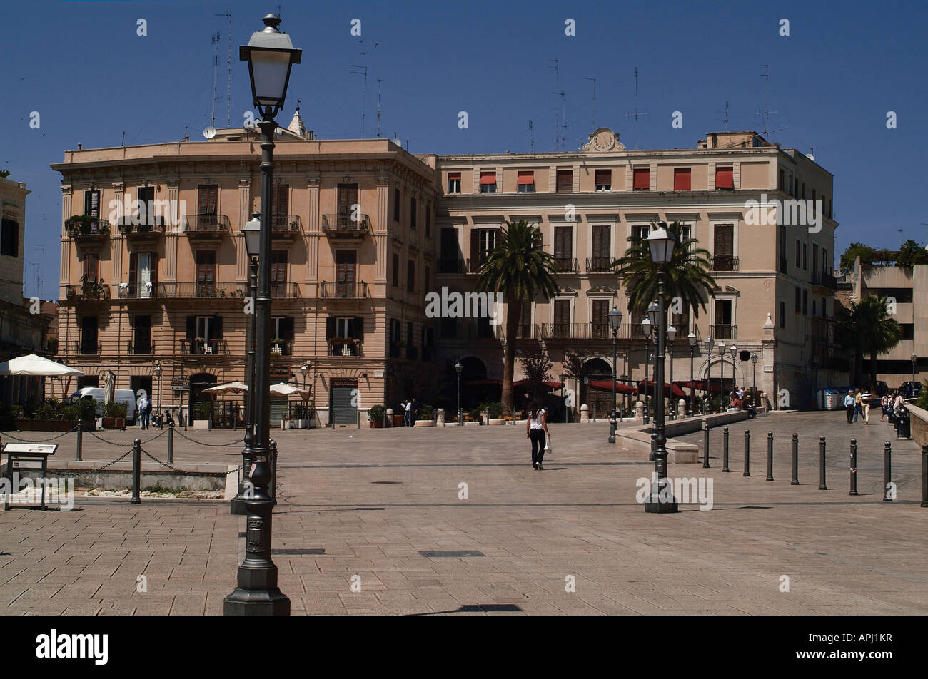 Geografia / viaggi , Italia, Puglia, Bari, piazze, la piazza di fronte al castello, Additional-Rights-Clearance-Info-Not-Available Foto Stock