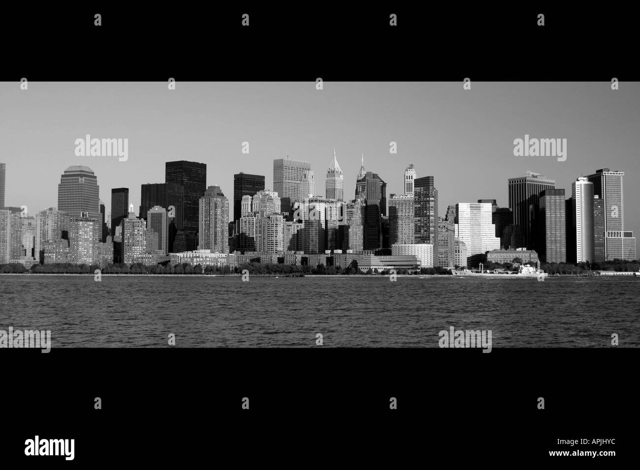 New York skyline della città da una barca sul cerchio K tour di manhattan island Foto Stock