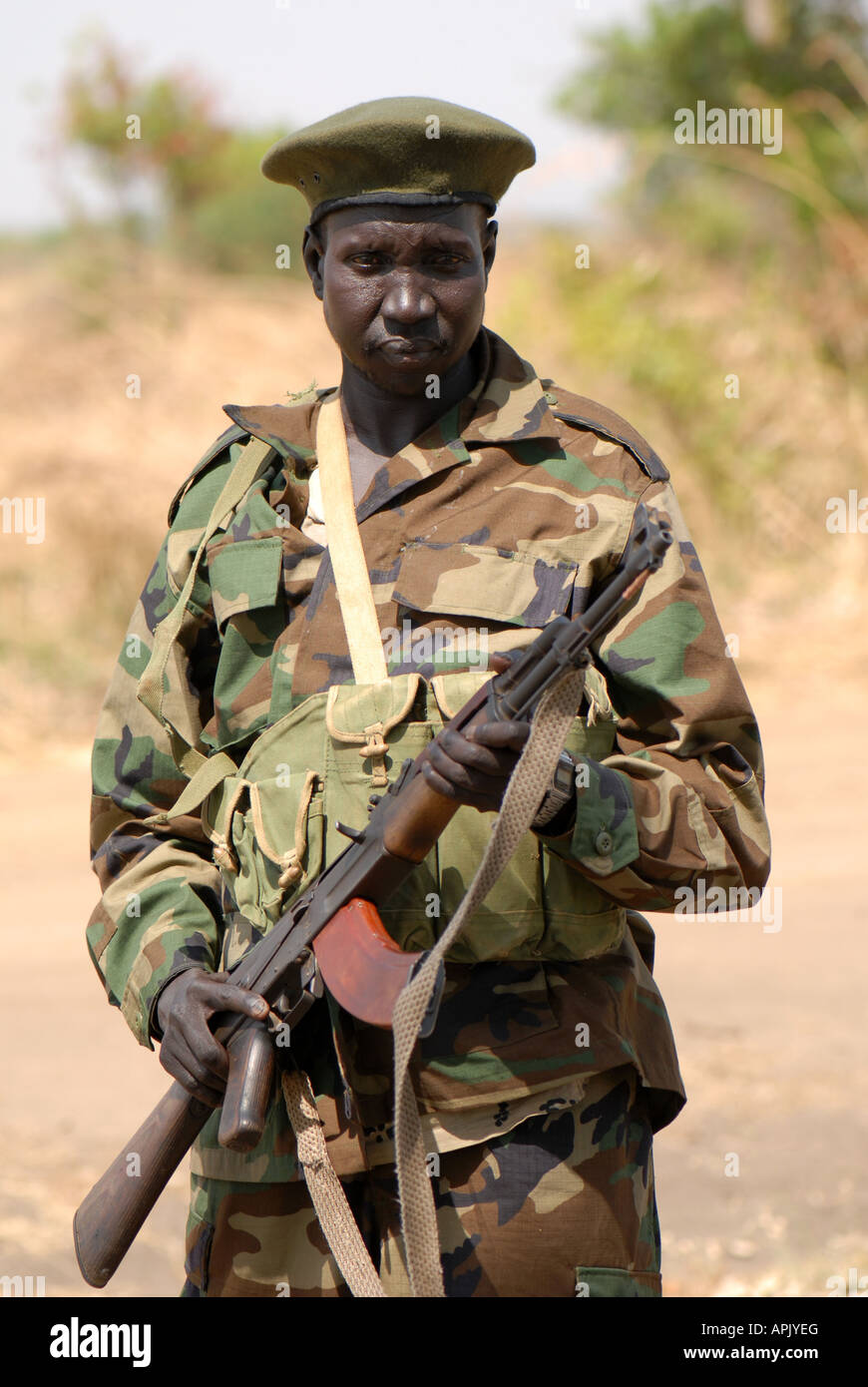 Un soldato del popolo del Sudan Liberation Army Foto Stock