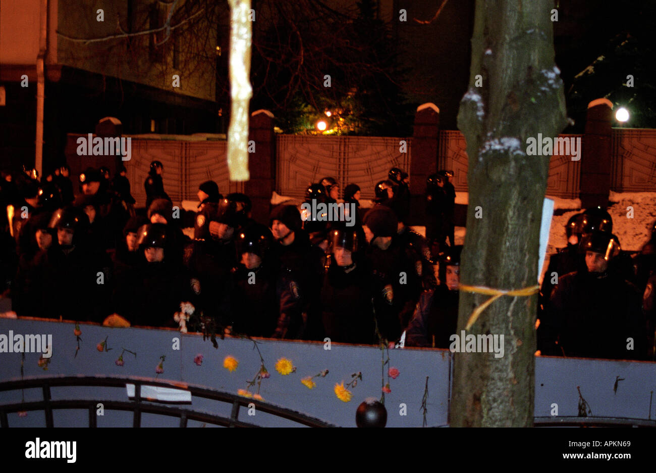 La Rivoluzione arancione, Maydan Nezaleznosty, Yuschenko, Ucraina, Ukrania, Kiev, Kyiv, 2004, Timoshenko, Yanukovich, democrazia polizia Foto Stock