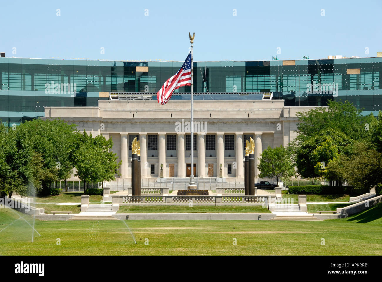 Biblioteca centrale nel Parco di Università la lotta contro la guerra la storia nel centro di Indianapolis in Indiana Foto Stock