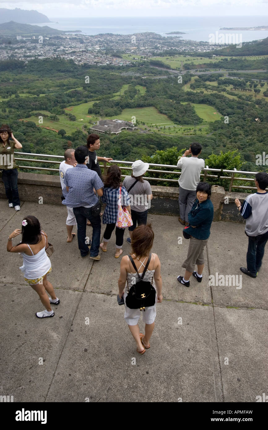Pali Lookout sito della battaglia di nu'uanu Pali dove guerrieri sono stati guidati dalla scogliera alle loro morti Hawaii USA Foto Stock