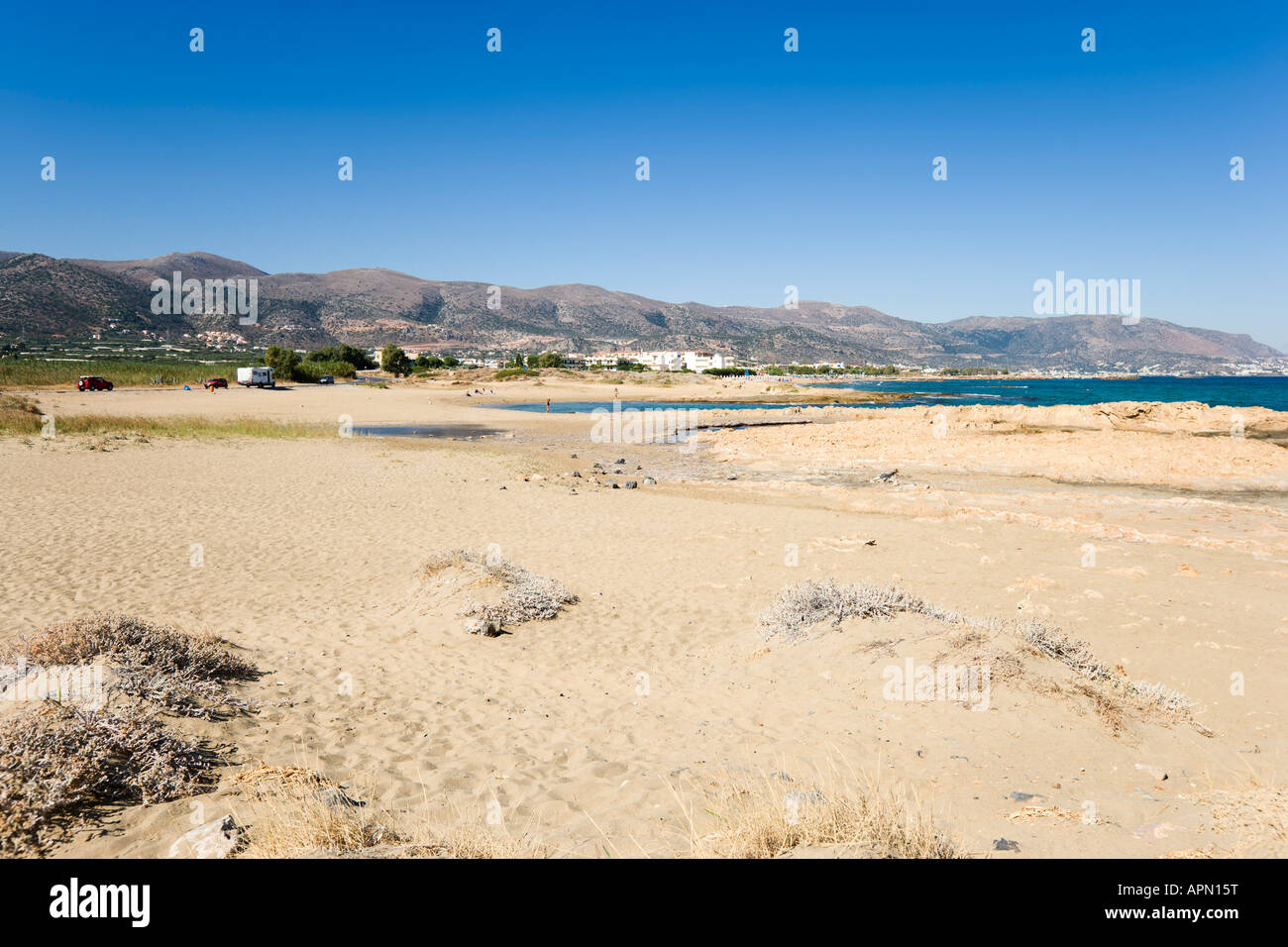 Spiaggia a Est di località nei pressi di rovine del palazzo minoico, Malia, costa nord di Creta, Grecia Foto Stock