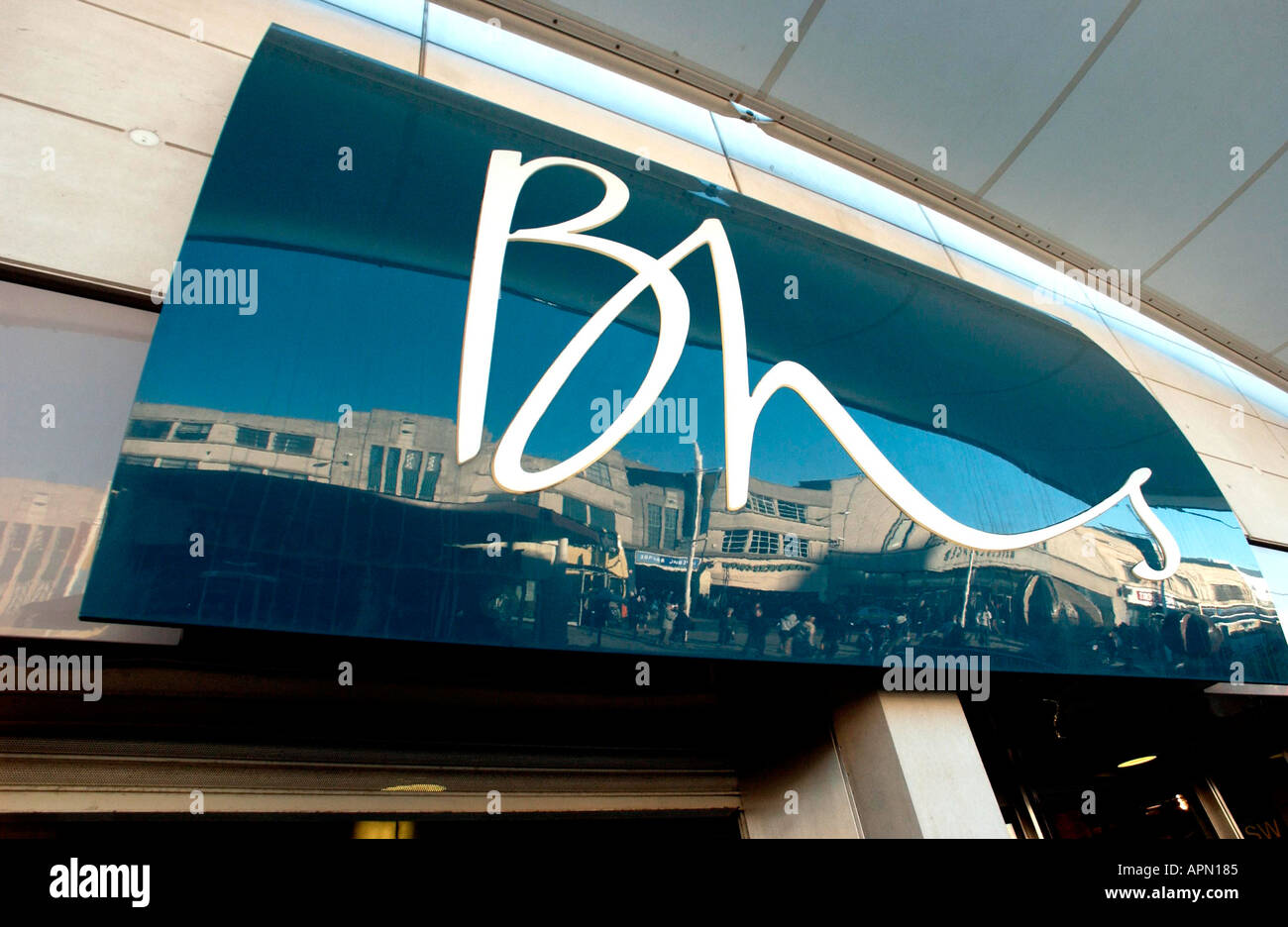 BHS vetrina di un negozio di riflessione Foto Stock BHS vetrina di un negozio di riflessione Foto Stock