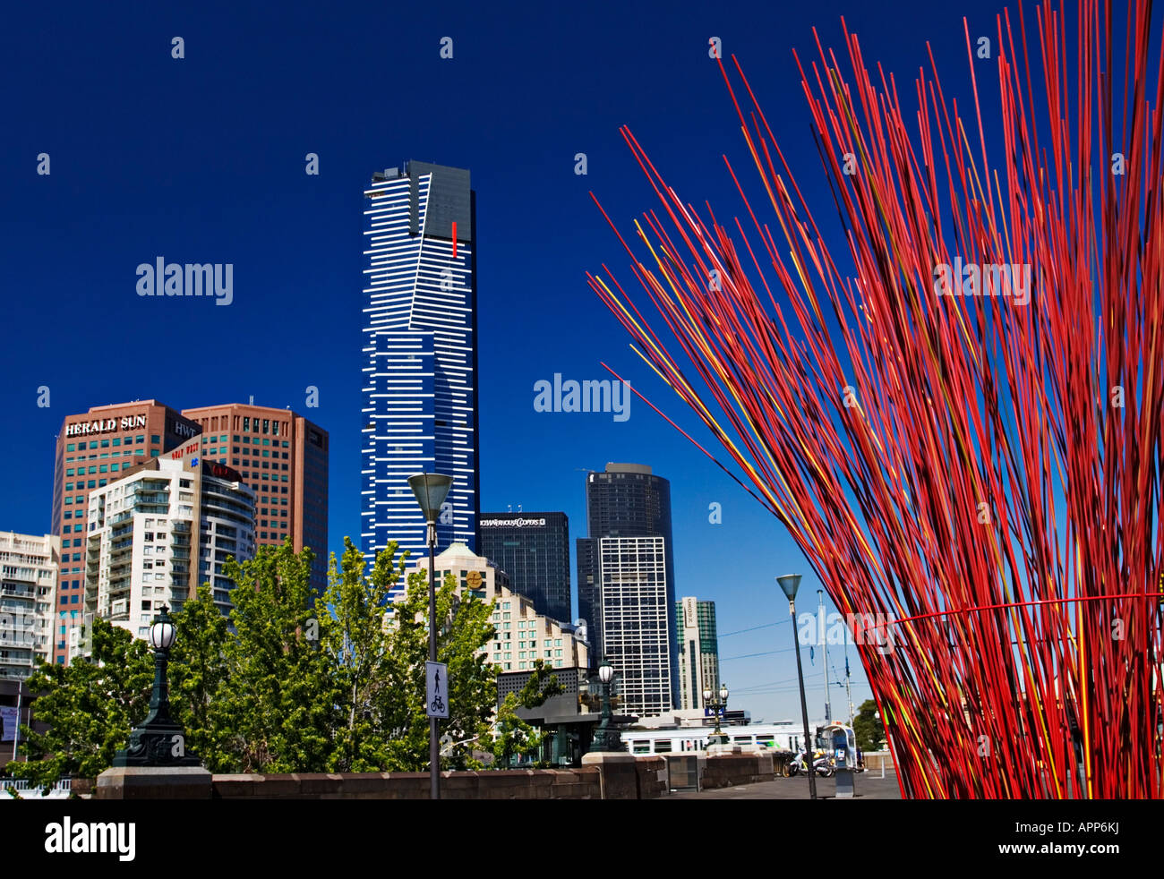 Lo Skyline di Melbourne / Melbourne's Southbank Precinct. Foto Stock