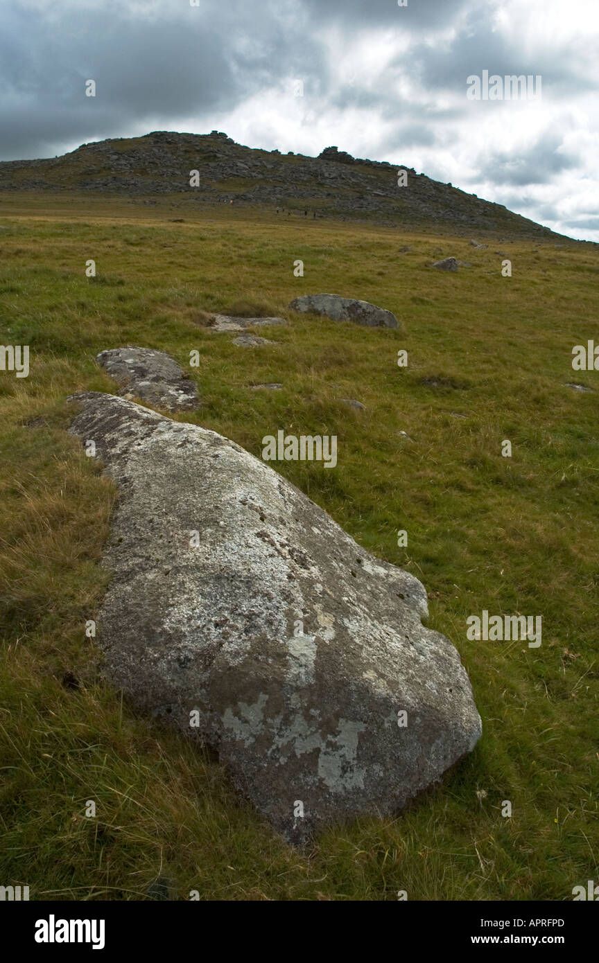 Tor ruvida a oltre 1.000 ft è uno dei punti più alti di Bodmin Moor,cornwall,Inghilterra Foto Stock