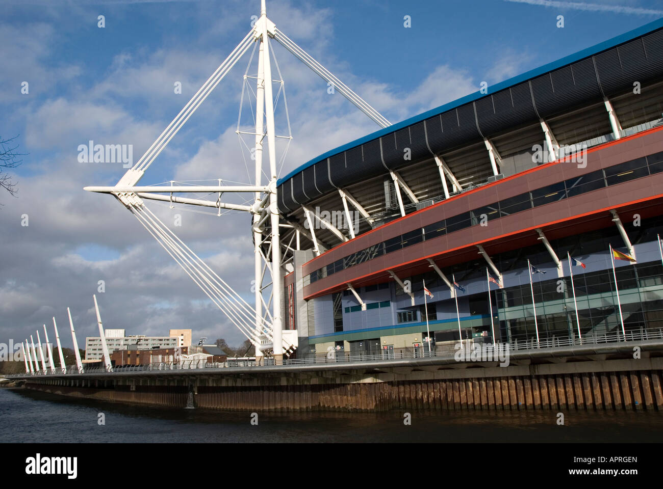 Il Millennium Stadium di Cardiff, Galles, UK. Lo stadio nazionale del Galles, costruito nel 1999 da John Laing plc Foto Stock