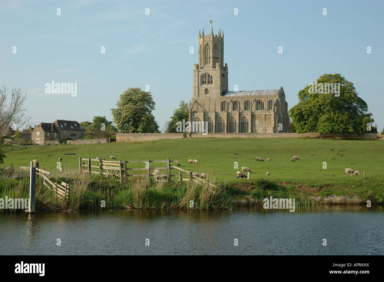 Santa Maria e Chiesa di Tutti i Santi, Fotheringhay, Northamptonshire, England, Regno Unito Foto Stock