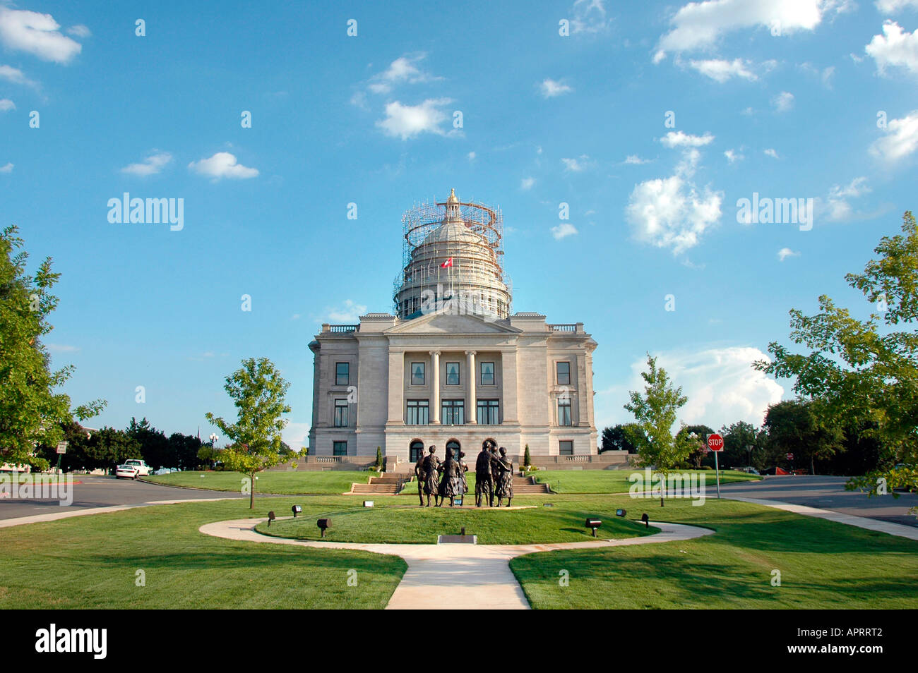 State Capitol a Little Rock Arkansas con il Little Rock nove statua testamento Foto Stock