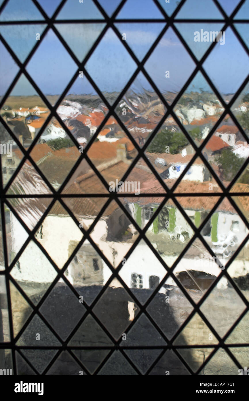 Vista dal castello di Noirmoutier, Francia della città vecchia Foto Stock