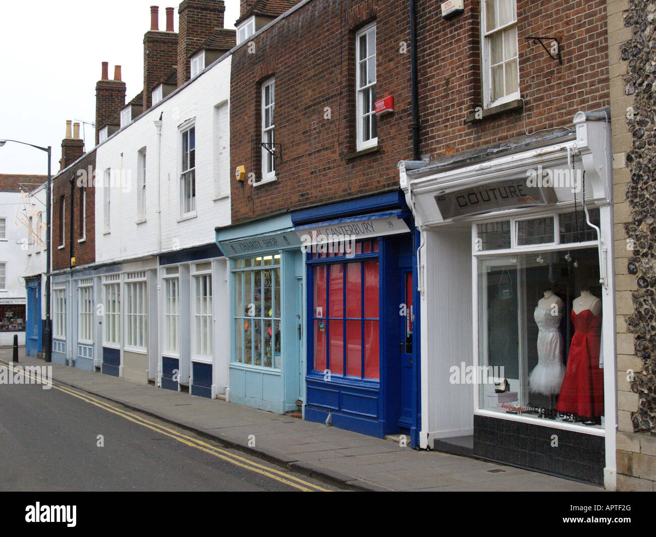 Elencate negozio vittoriano case di fronti di Canterbury Foto Stock