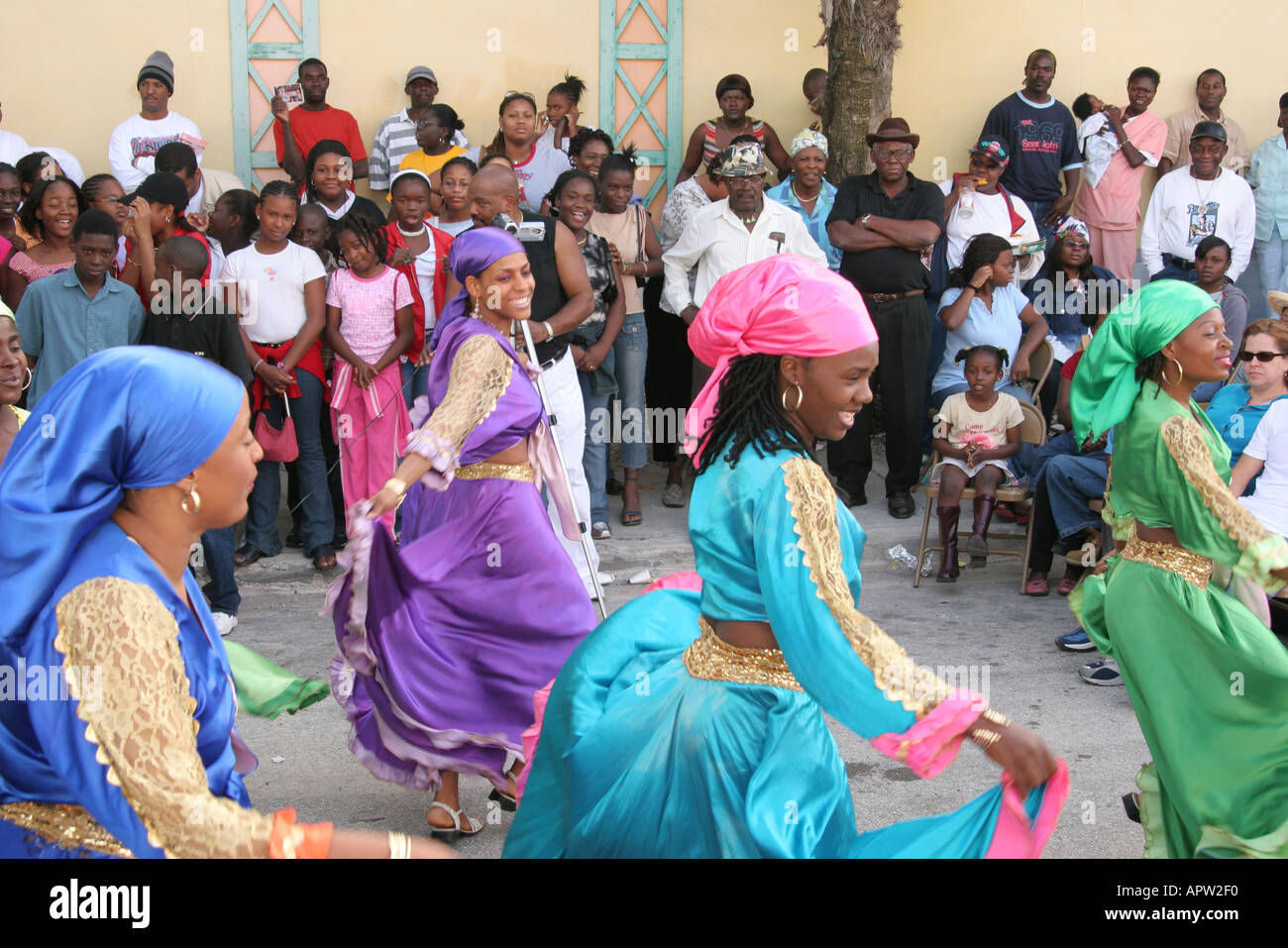 Miami Florida,Little Haiti,Caribbean Market Place,shopping shopper shopper negozi mercati di mercato di vendita di mercato, negozi al dettaglio b Foto Stock