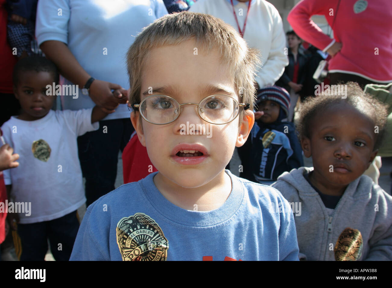 Miami Florida,Pasqua Sea Waters festa annuale, fraterna Ordine di polizia evento di carità, bambino, bambini, visitatori viaggio turistico viaggio a. Foto Stock