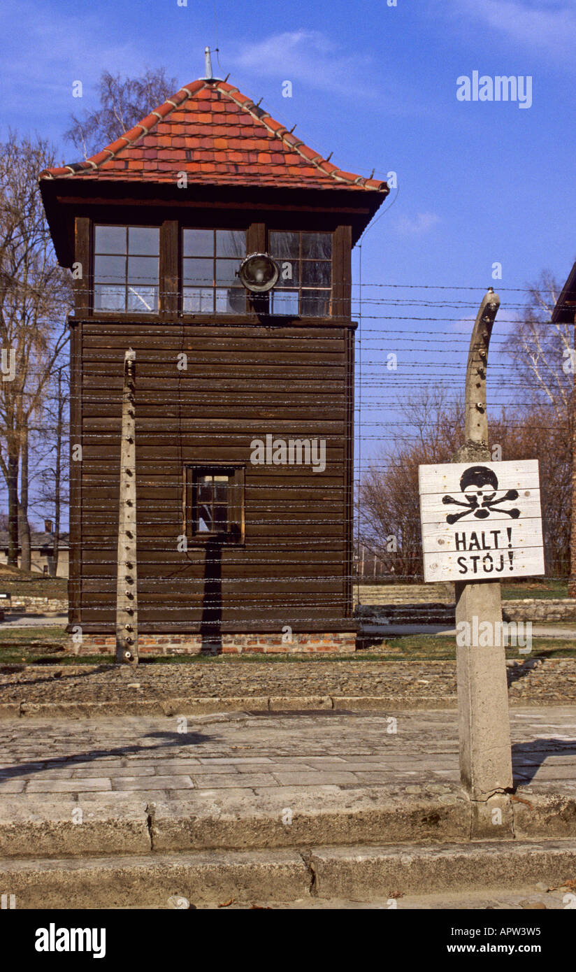 Torre di guardia nel campo di concentramento di Auschwitz, Polonia, Europa Foto Stock