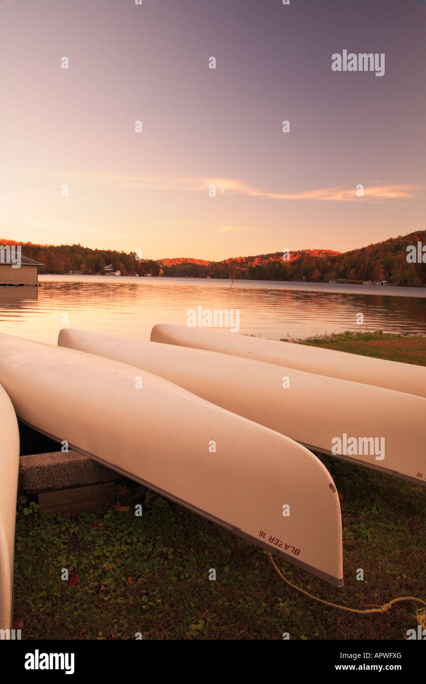 Tramonto, Mocassino State Park, Lago di Burton, Clayton, GEORGIA, STATI UNITI D'AMERICA Foto Stock