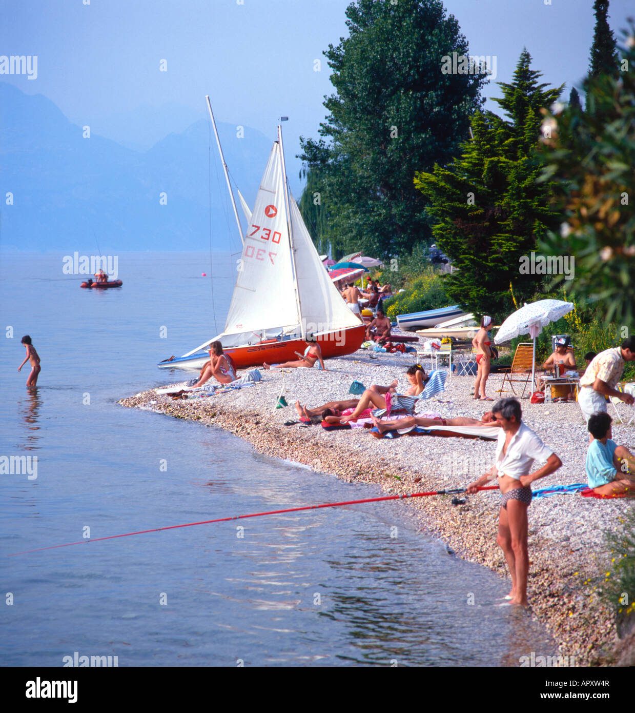 Divertirsi a Torri del Benaco - Lago di Garda, Italia Foto Stock