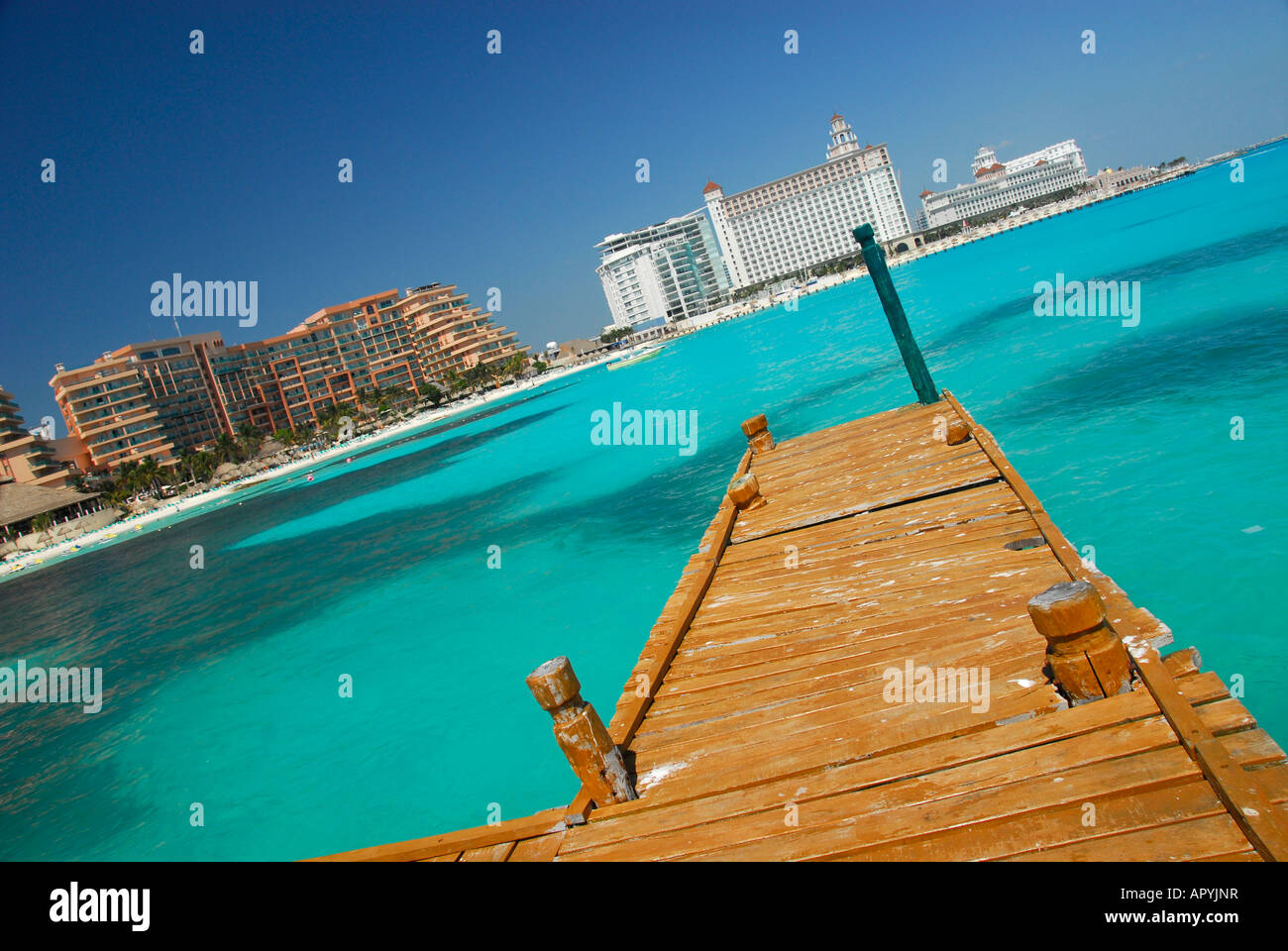 Pier e in Cancun hotel area, Quintana Roo Stato, Messico, America del Nord Foto Stock