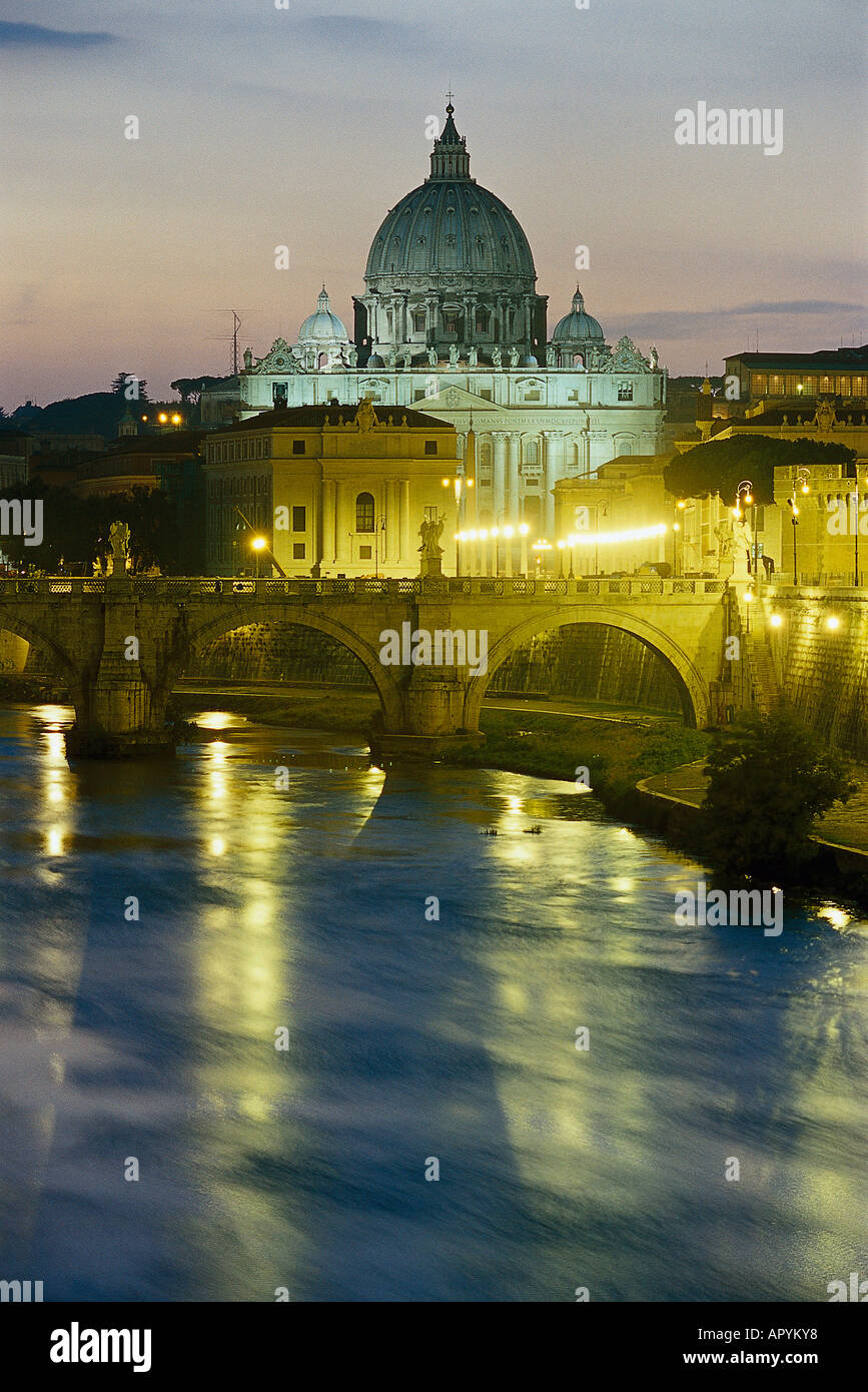 Petersdom, tevere, Vatikan Rom, Italien Foto Stock