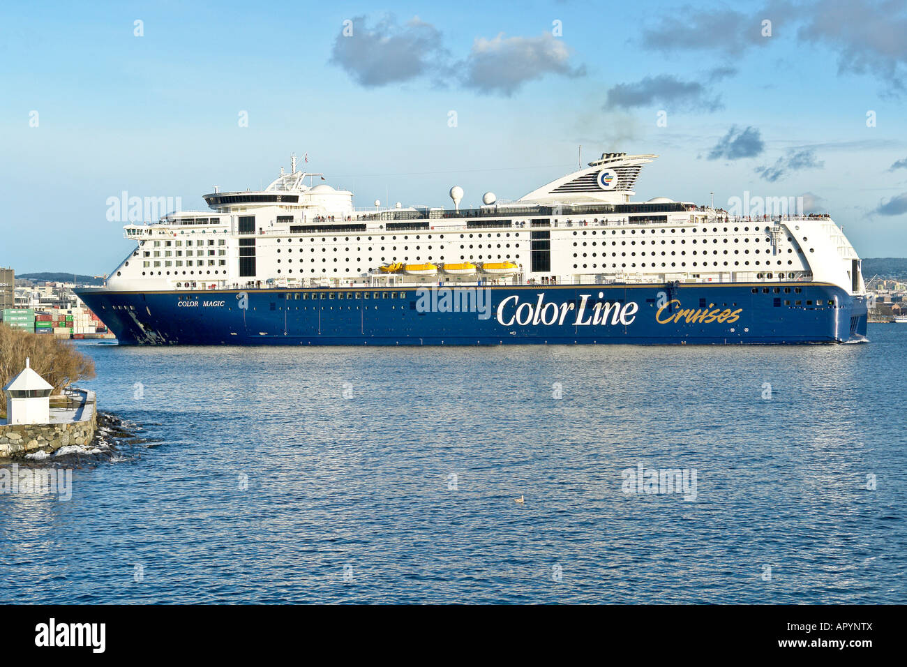 Linea di colore nuovo traghetto per auto Color Magic lasciare Oslo Norvegia en route a Kiel in Germania Foto Stock