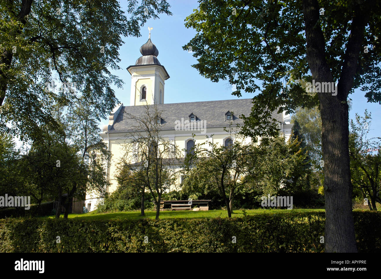 Katholic Heilig Kreuz Chiesa, Luettringhausen, Remscheid, Bergisches Land della Renania settentrionale-Vestfalia, Germania Foto Stock