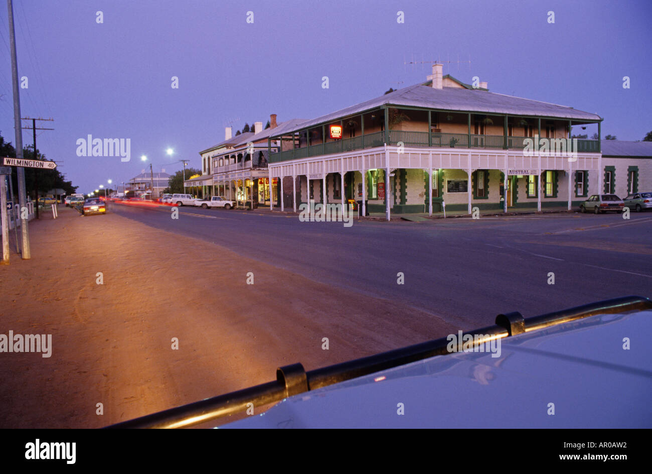 Strada principale paese Quorn, Gateway per la Flinders Ranges, Flinders Ranges, South Australia, Australia Foto Stock
